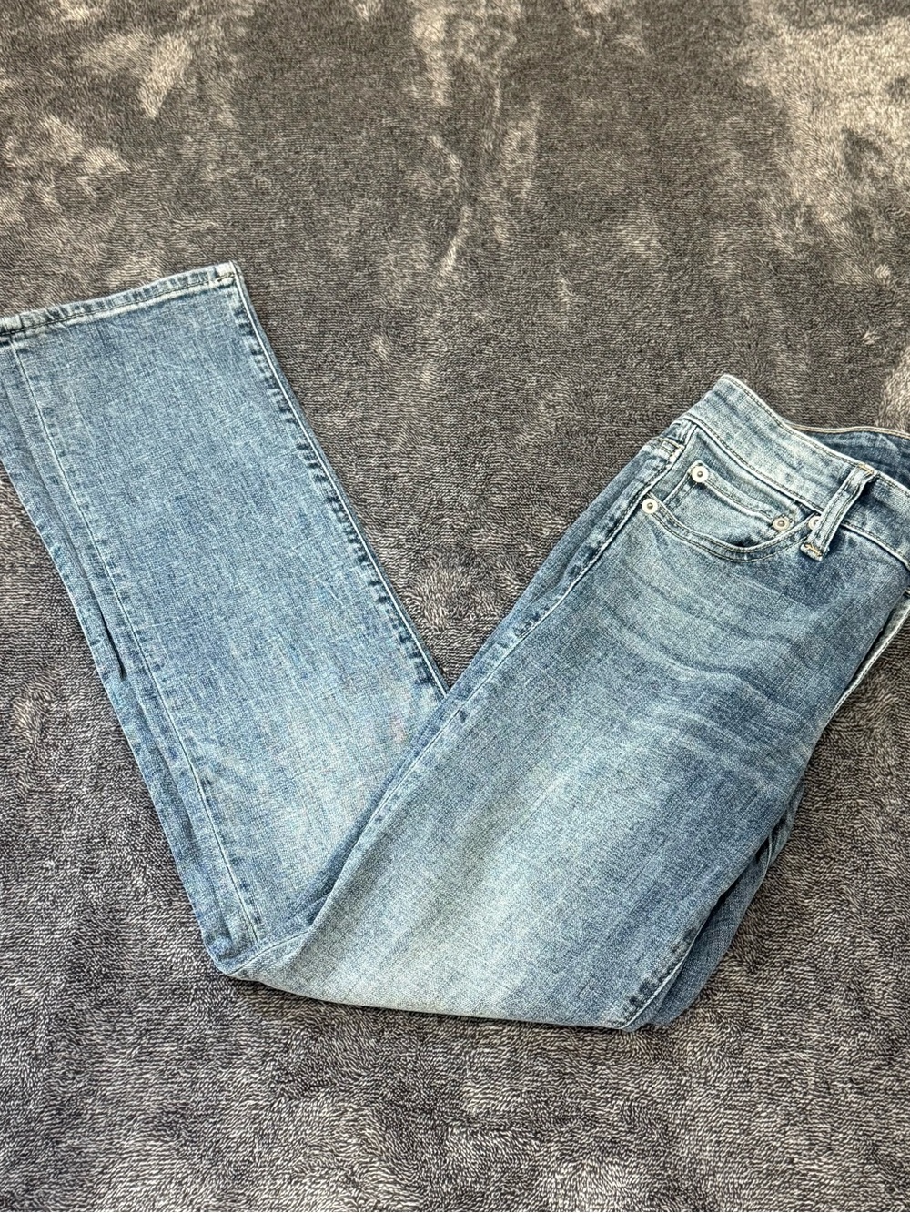Lucky Brand Sweet Straight Jeans Women’s Size 2/26 Light Wash 28” Inseam - Picture 2 of 7